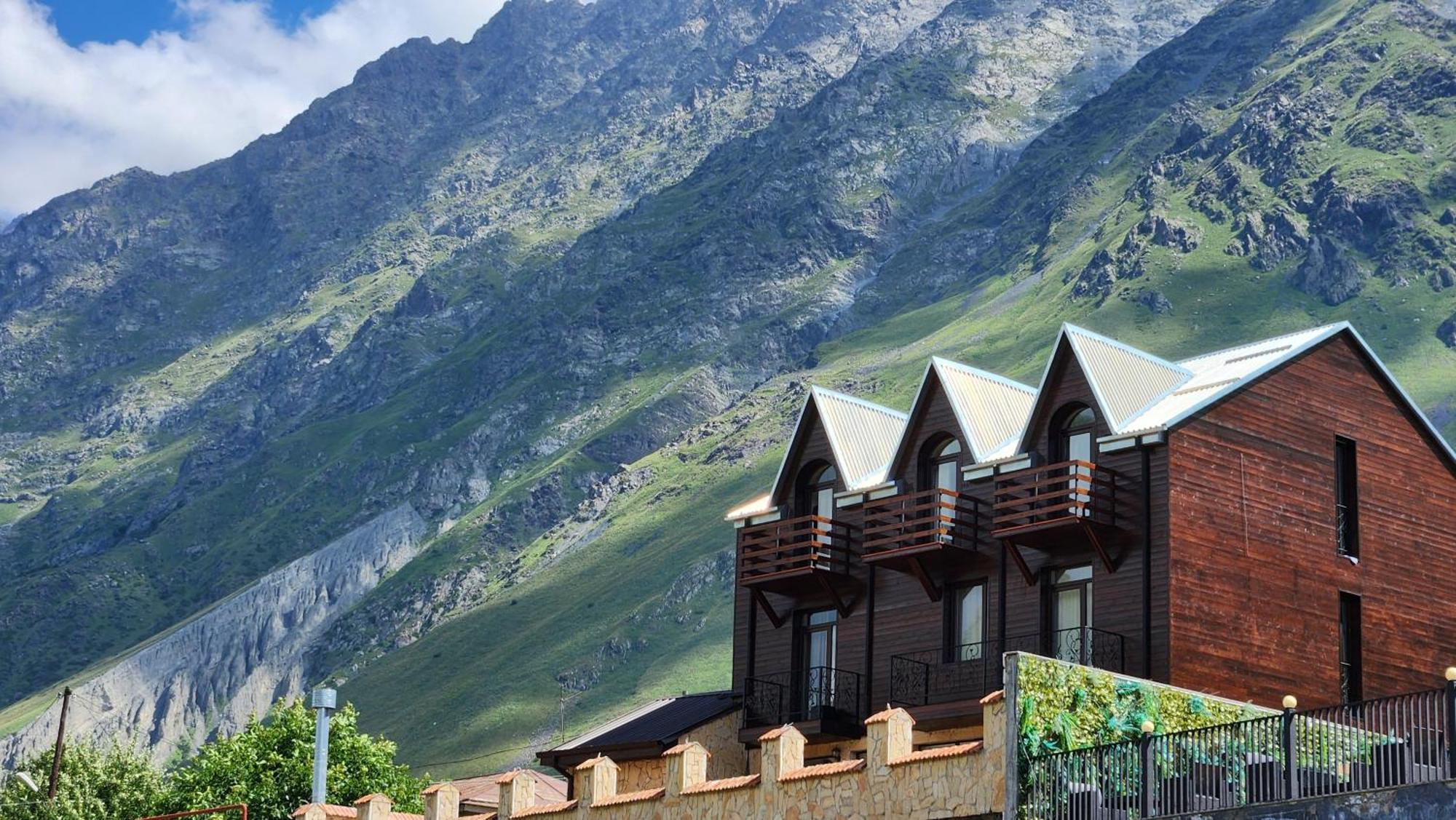 Hotel Toliketi Kazbegi Exterior foto